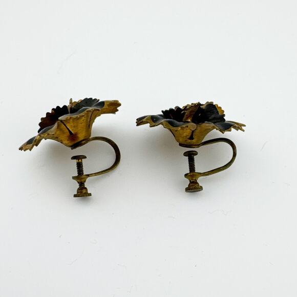 Vintage Black Enamel Flower‎ Screw Back Earrings Mid Century Floral Jewelry - Picture 6 of 10